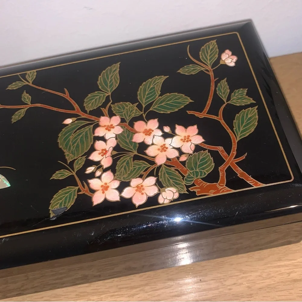 Jewelry Box - Picture 5 of 5